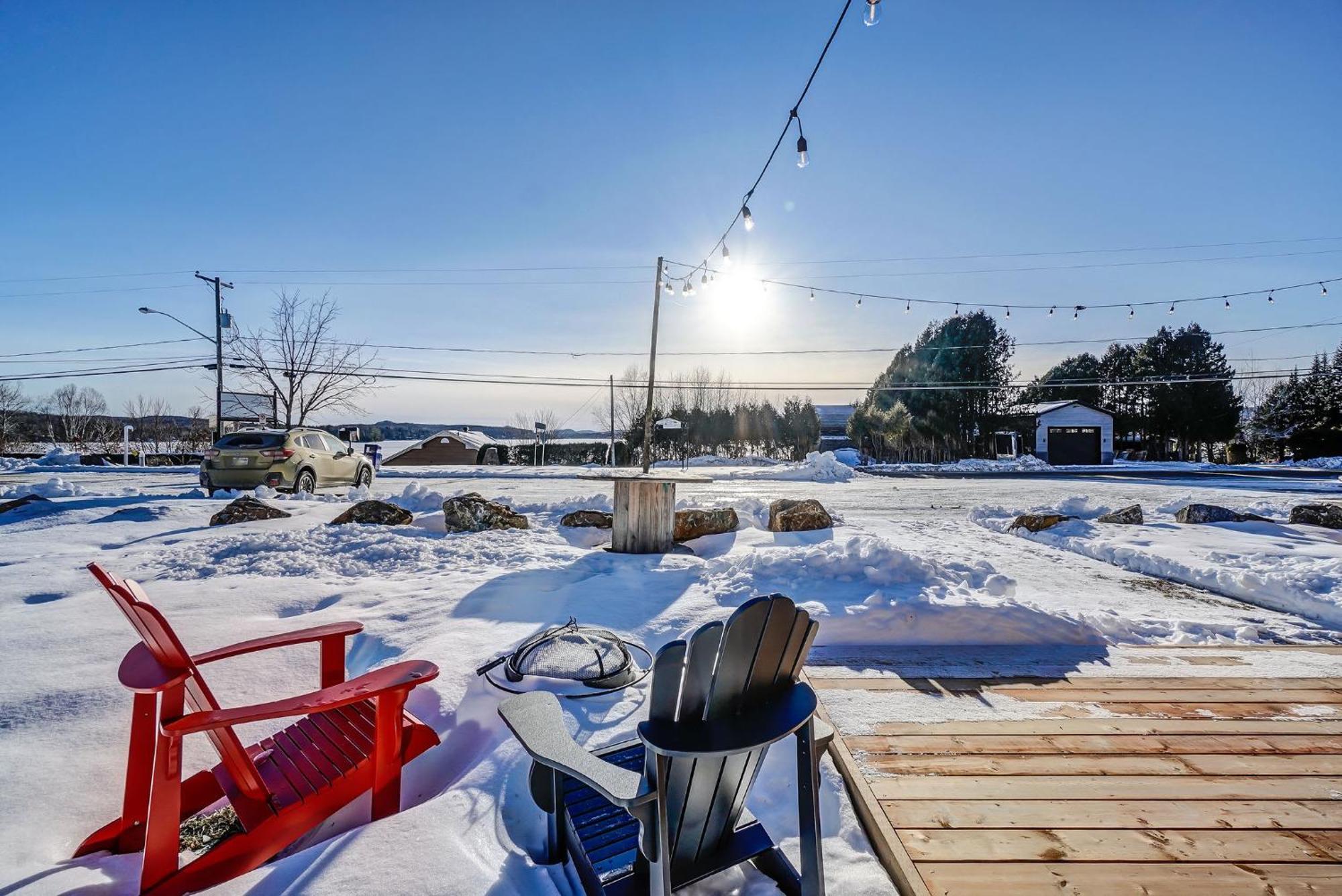 Your Cozy Cabin Retreat Saint-Remi-d'Amherst Esterno foto
