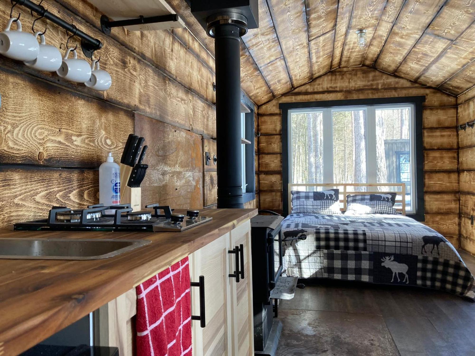 Your Cozy Cabin Retreat Saint-Remi-d'Amherst Esterno foto