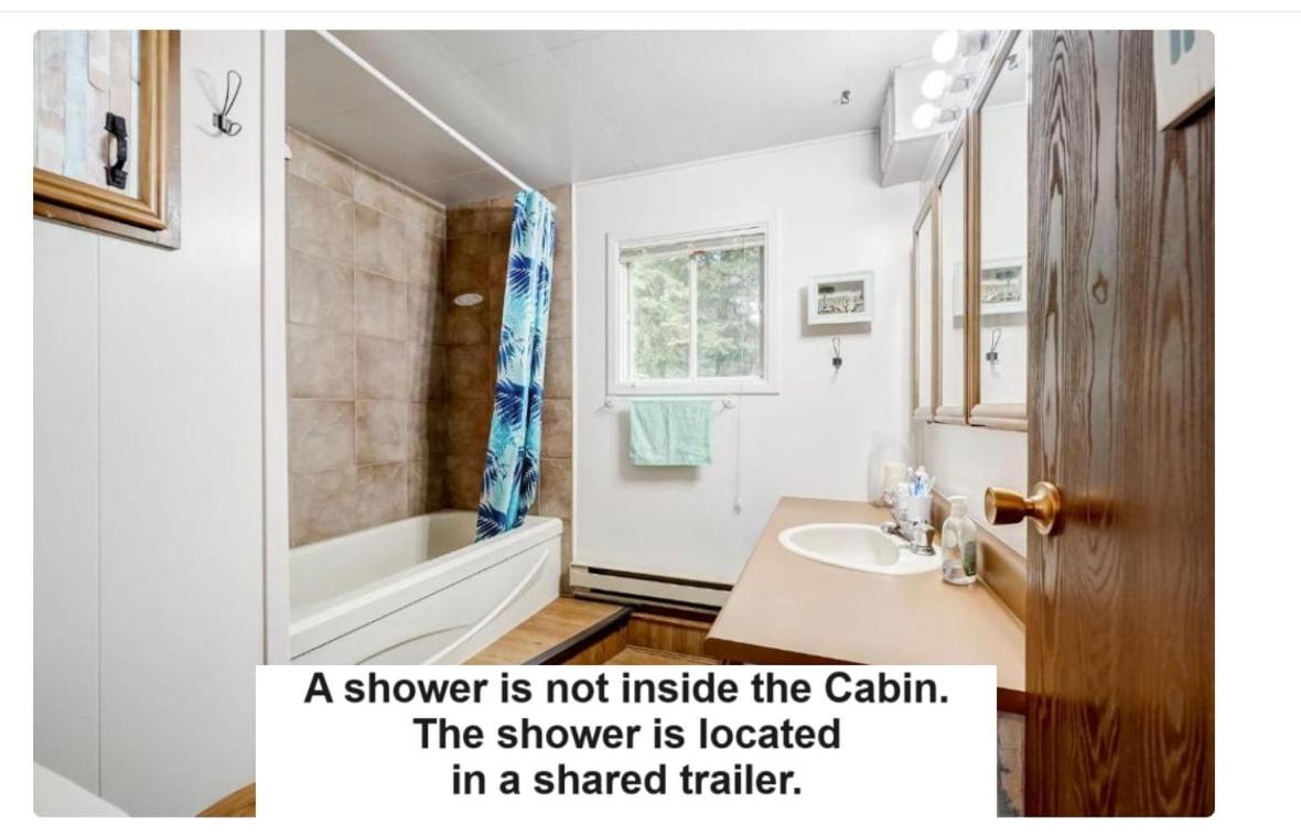 Your Cozy Cabin Retreat Saint-Remi-d'Amherst Esterno foto